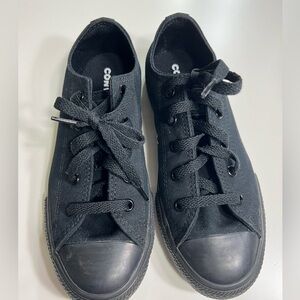 Converse Chuck Taylor Big Kids Size 2